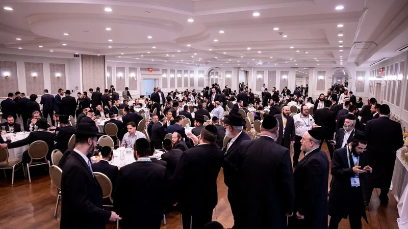 The main hall at the 2025 Neshumah Conference
